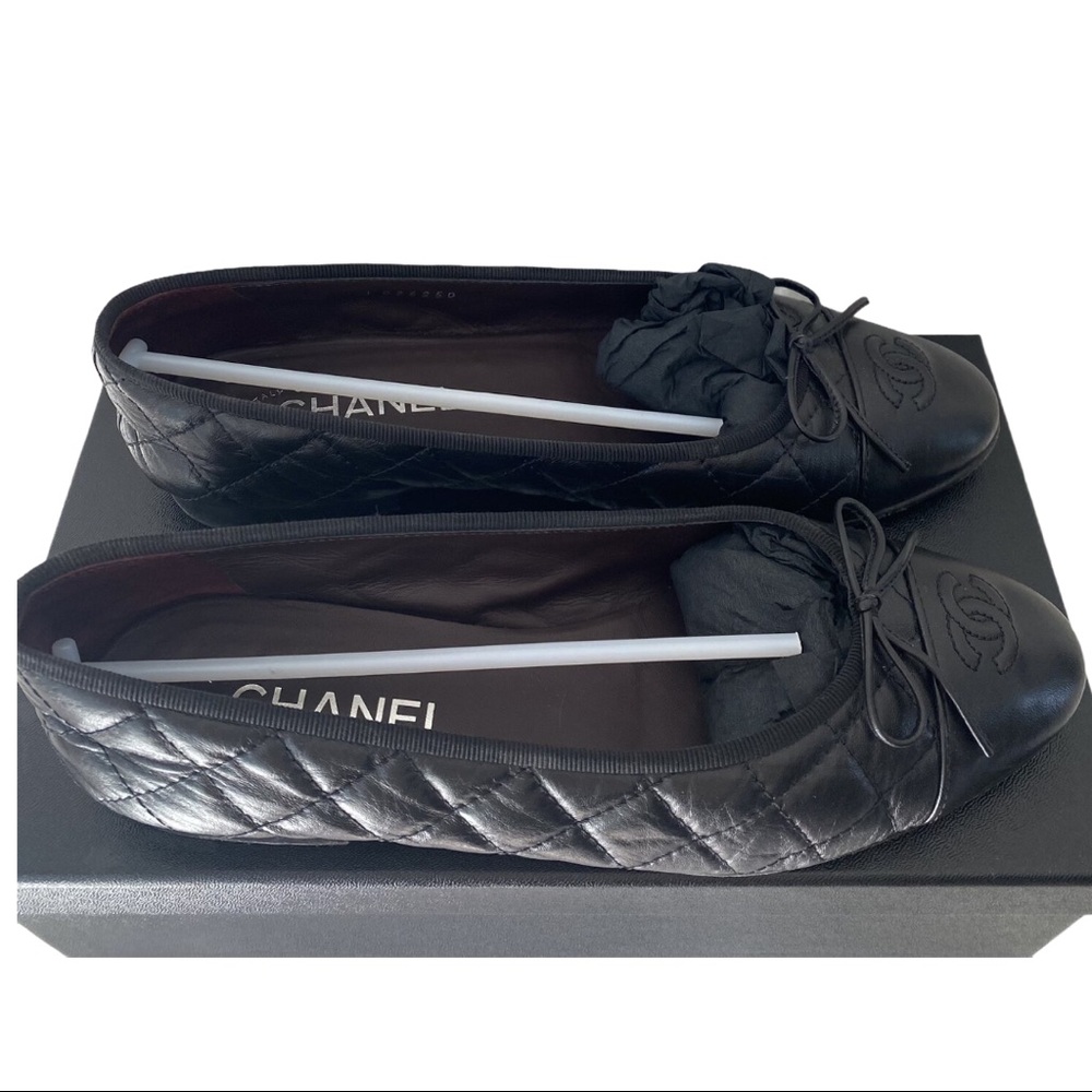 ❌SOLD❌Chanel Ballet Flats Size 39